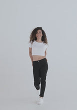 Load and play video in Gallery viewer, Women&#39;s Crop Tee Bella + Canvas 6681.mp4
